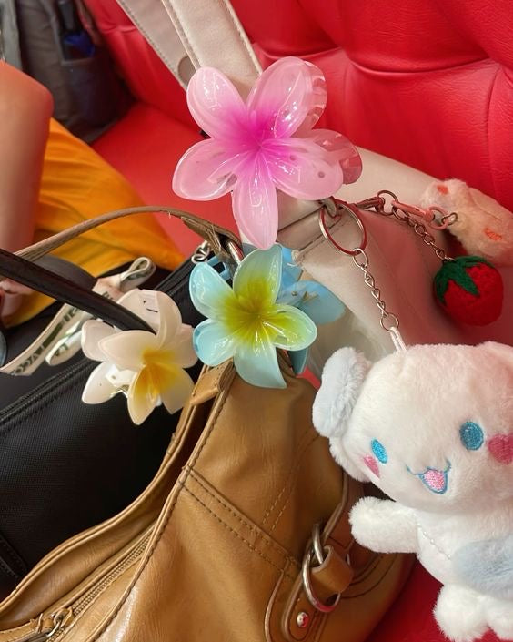 Floral Clip